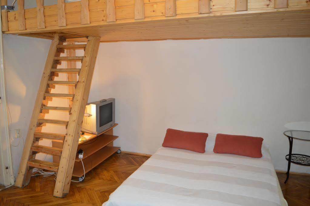 Zichy 34 Apartment